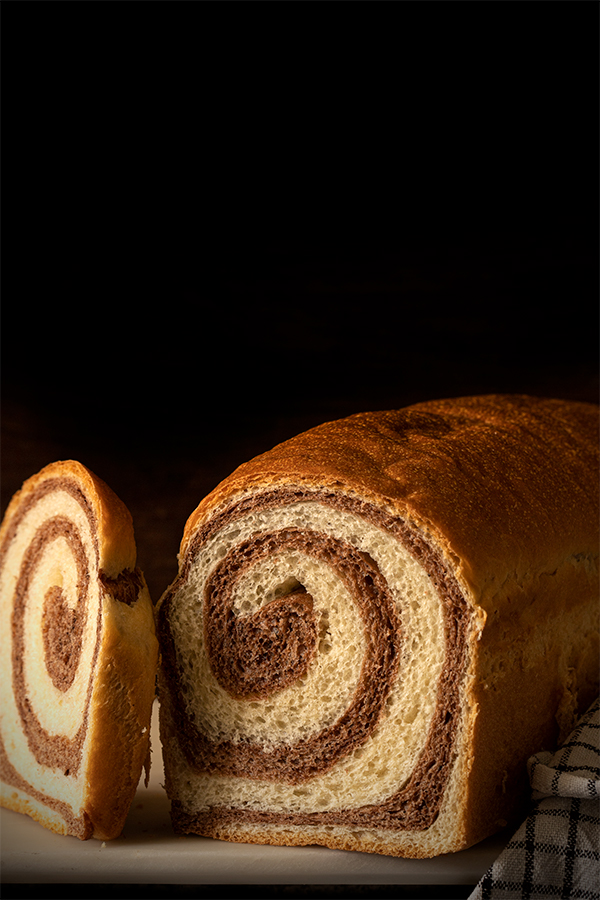 Brioche en espiral de naranja y cacao