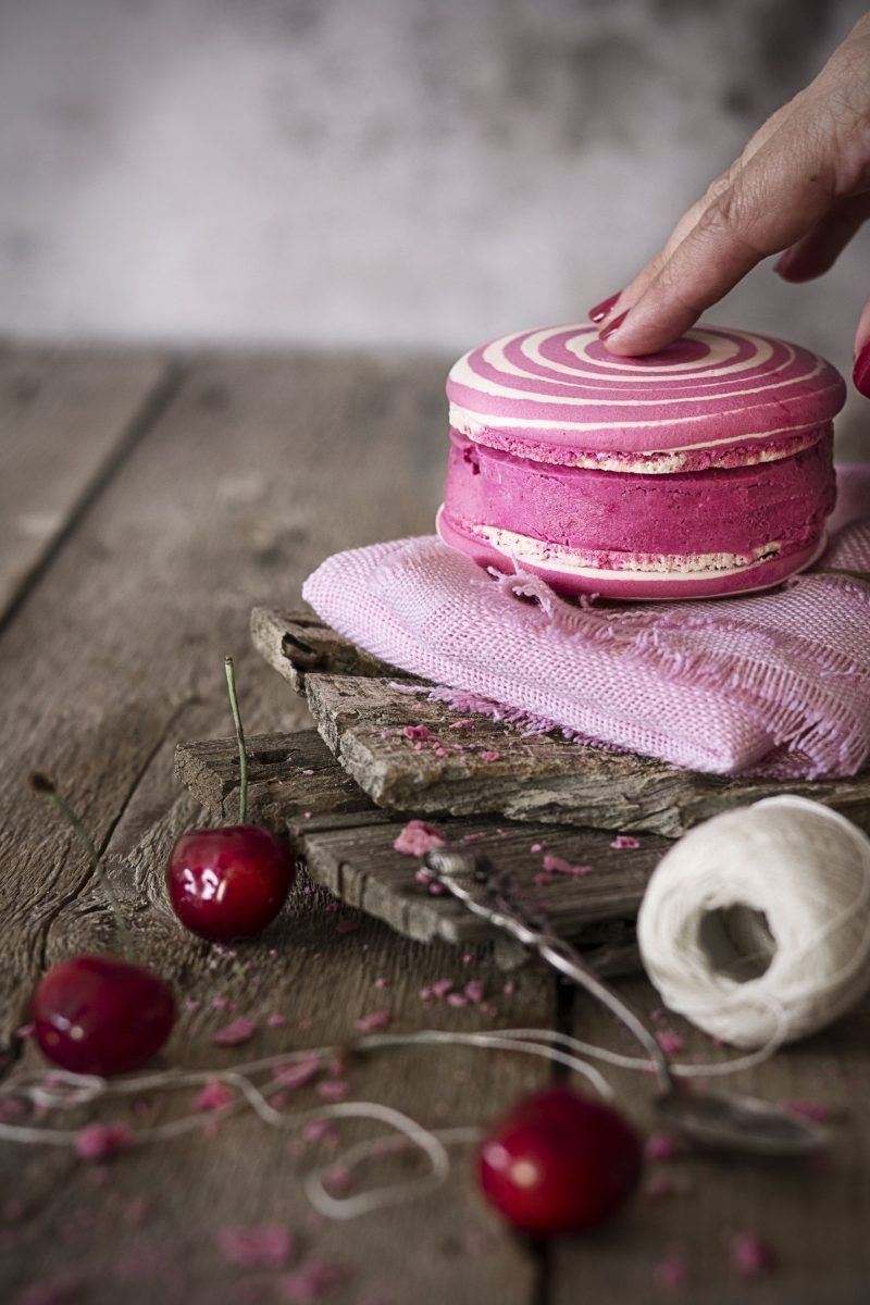 helado cheesecake de cerezas